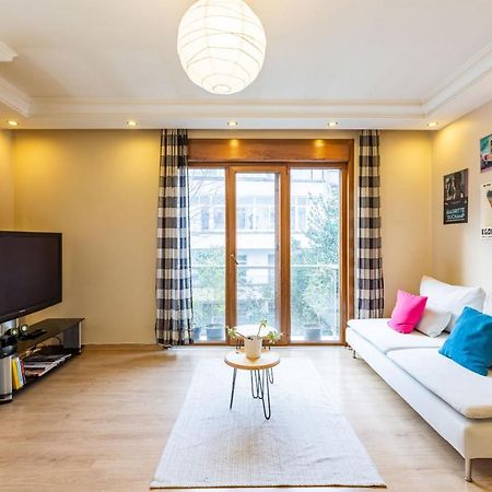 Bright Apartment Istanbul Exterior photo
